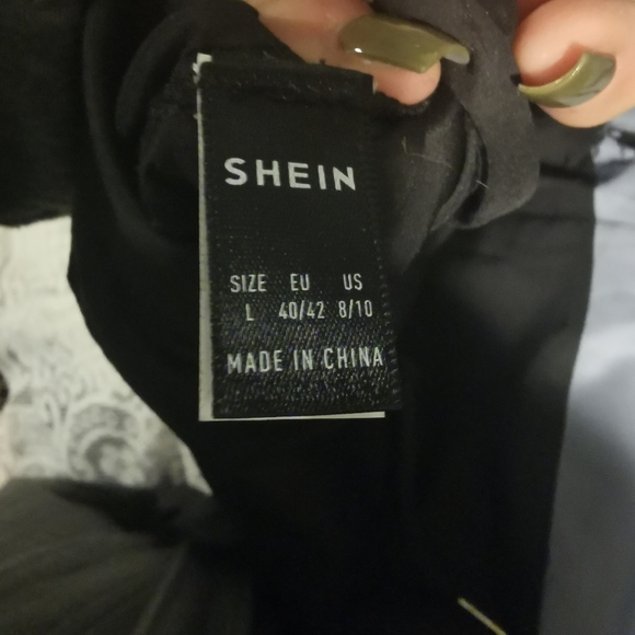 Wind breaker thin coat - Picture 3 of 3